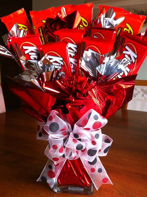4th Day Of Christmas4 Candy Bars A Candy Bar Bouquet With His Favs