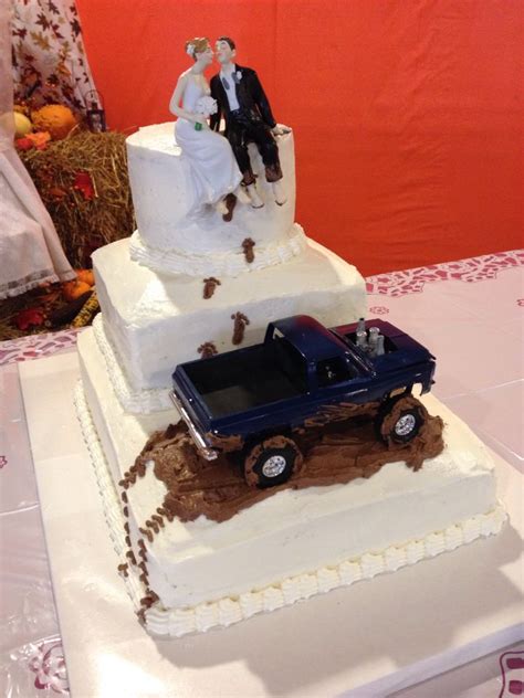 Mud Truck Wedding Cake Mudding Wedding Cakes Redneck Wedding Cakes