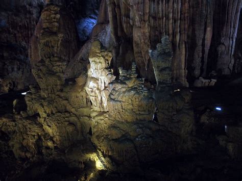 Cave Entrance Grotto Stalagmites Stalagmites Sous Terre Under