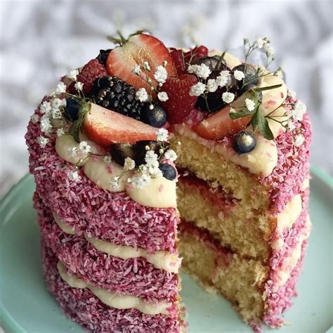 Raspberry And Coconut Cake Artofit