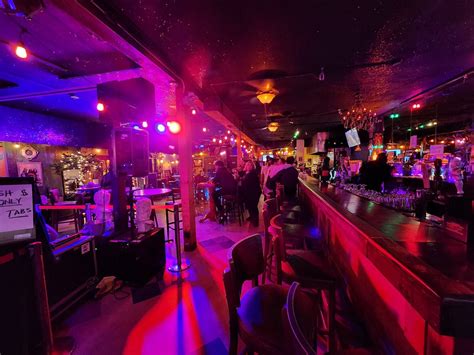 The 9 Best Dive Bars In Chicago Kotrips