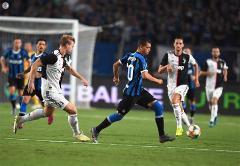 Inter have won 40 among domestic and international trophies and with foundations set on racial and international tolerance and diversity, we truly are brothers and sisters of the world. Chinese Derby d'Italia - On Pitch: Inter Milan 19-20 Home ...