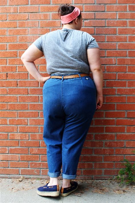 Plus Size Vintage High Waisted Pleated Front Jeans Size 24w