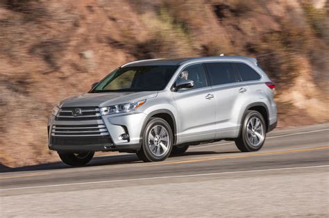 Toyota Highlander Wallpapers Images Photos Pictures ...