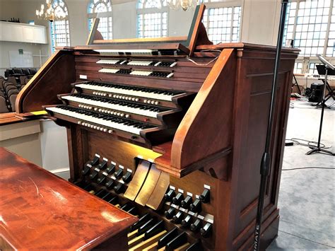 Pipe Organ Database Austin Organ Co Opus 2495 1969 First Baptist