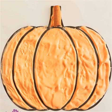 Easy Puffy Paint Pumpkins · Pint Sized Treasures