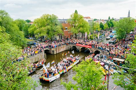 onderzoek ruim helft lhbti ers wil canal parade aanpassen foto ad nl