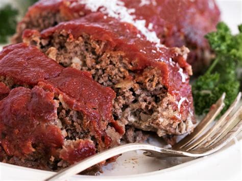 But unlike the historic use of slathering on a ketchup glaze for meatloaf, a simple tomato paste concoction sweetened with honey is our topper here. Sauce For Meatloaf With Tomato Paste - Classic Meatloaf Recipe Meatloaf With Ketchup Glaze ...