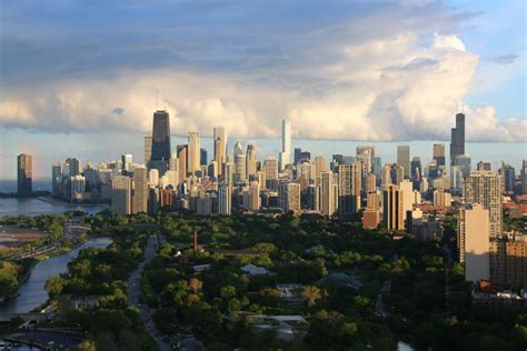 Chicago Skyline In Summer Stock Image Image Of Lake 64289193