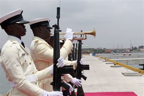 Potd Nigerian Navy Honour Guard With Sig 540s The Firearm Blog