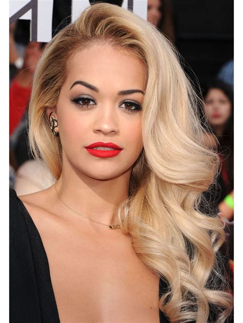 11 Prettiest Side Swept Hairstyles For Prom Side Swept Hairstyles Side Hairstyles Medium