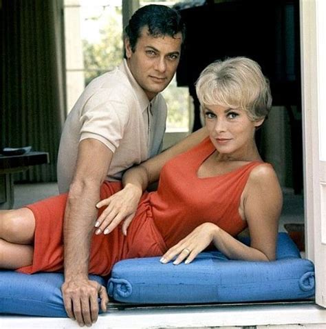 Where Jamie Lee Curtis Got Her Looks Tony Curtis And Janet Leigh 1961 Roldschoolcool