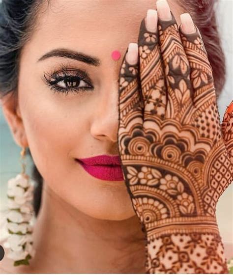 pin by mimi 💋 on indian goddesses traditional mehndi designs bridal henna designs henna