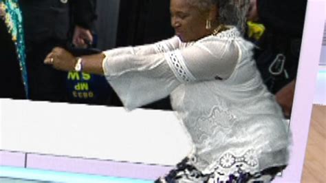 Notting Hill Carnivals Dancing Granny Shows Off Viral Dance Moves