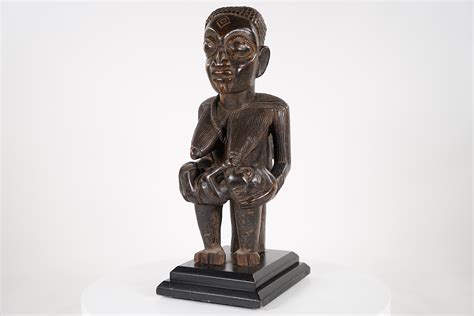 Bamun Mother and Child Statue - Cameroon | Discover African Art : Discover African Art