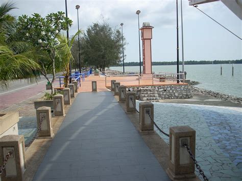 Port of tanjung perak (surabaya), indonesia Tanjung Harapan In Port Klang | Tanjung Harapah in Port ...
