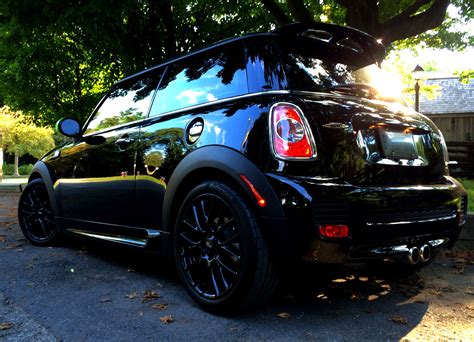 Mini Cooper Black Cars Look Better In The Shade Mini Cars Mini