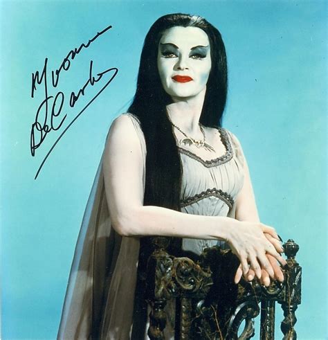 Yvonne Decarlo Eddie Munster Lily Munster Herman Munster Los Munsters Munsters Tv Show The