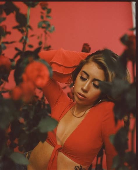 Kali Uchis Red Red Aesthetic Roses Grunge Grunge Aesthetic Queen