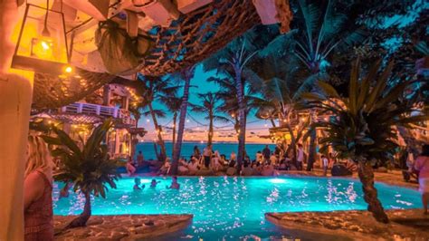 Balis Best Beach Clubs And Sunset Bars Biz Evde Yokuz