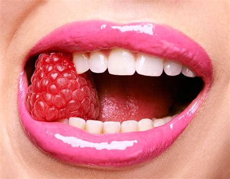 Chewing Food For Longer Fights Illness By Boosting The Mouths Immune