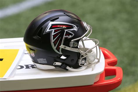 Falcons Final Record Roundtable At The Bye The Falcoholic