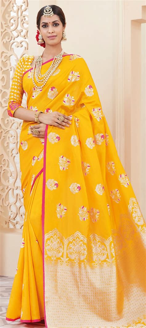 Traditional Yellow Color Banarasi Silk Silk Fabric Saree 1532525
