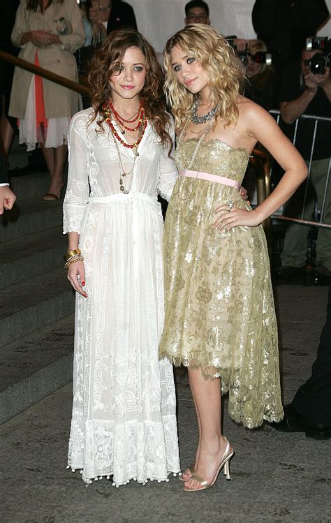 Mary Kate Olsen And Ashley Olsen — 2005 75 Unforgettable Met Gala