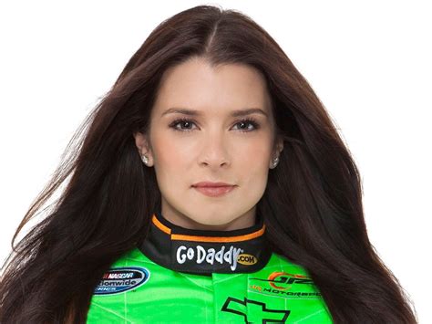 Danica Patrick Height And Wight Measurements