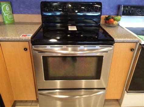 Reviews and/or responses on this website to affirm that the. Frigidaire Black & Stainless Smooth Top Range Stove Oven ...