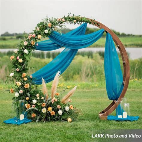 Stunning Wedding Arches And Backdrops Wedding Venue Directory Wedding