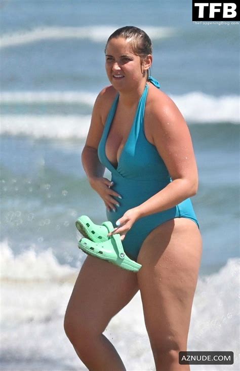 Jacqueline Jossa Sexy Seen Flaunting Her Bikini Body Wearing A One