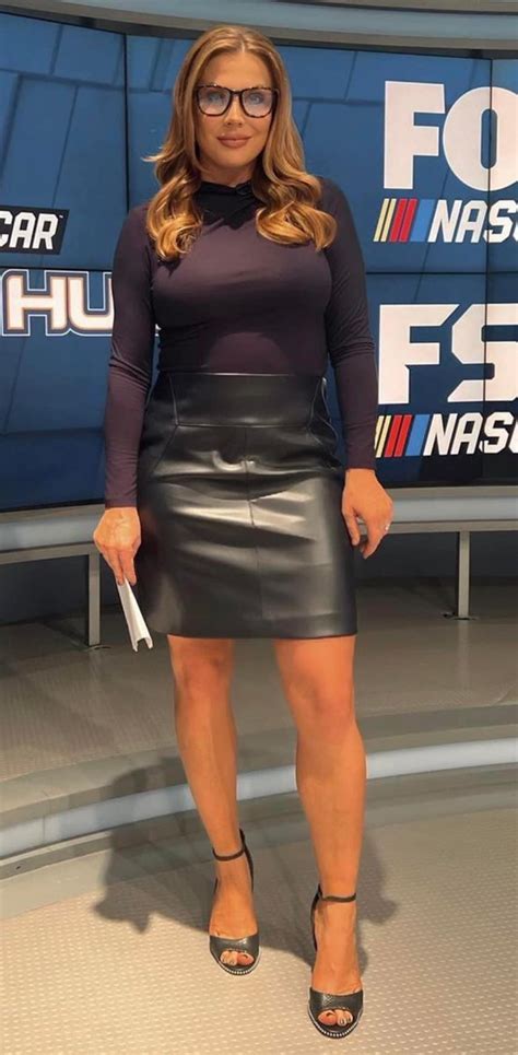 Milfs In Leather 8️⃣k On Twitter Wow Shes Amazing