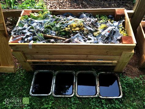 Diy Worm Compost Bin Bucket How To Make Your Own Composter For Cheap