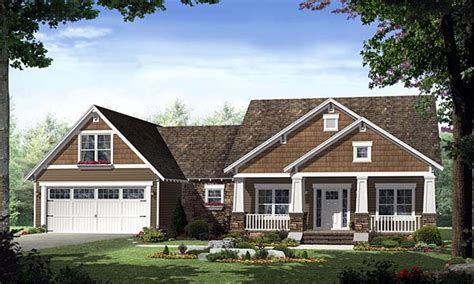 It's all about the architectural details with emphasis on natural materials in the craftsman home. Single Story Craftsman House Plans Home Style Craftsman ...