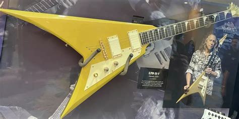 NAMM 2022 Kirk Hammett S ESP LTD KH V Signature V Style Model Noisegate