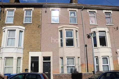 Delamark Road Sheerness 4 Bed Terraced House £175000