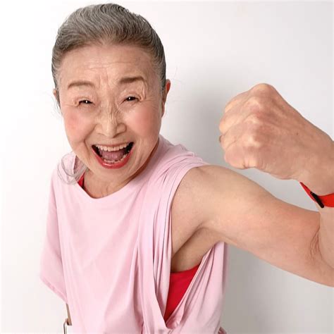日本最高齢、90歳の現役フィットネスインストラクター「タキミカ」さんが、maquia初登場 65歳からジムに通い始め、なんと87歳で