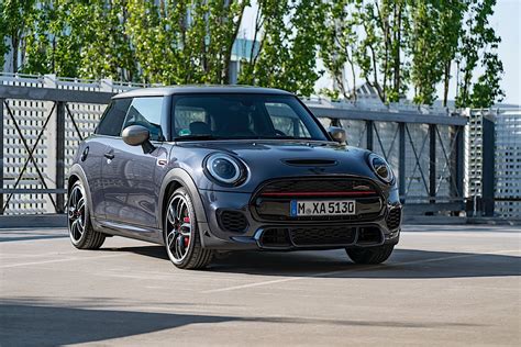 2021 Mini John Cooper Works Gets Gp Styling And Equipment For Extra