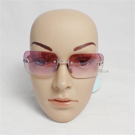 y2k vtg rimless pink 2000s sunglasses bratz with a depop