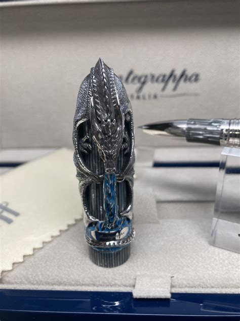 Montegrappa Game Of Thrones Winter Is Here Night King Fountain Pen Bold