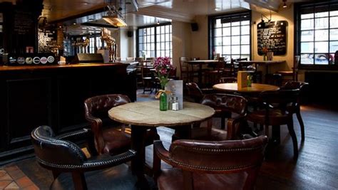 Inside The Crown And Anchor Pub In Euston Picture Of The Crown And
