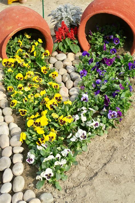 13 Beautiful Diy Flower Pot Ideas For Your Porch Or Garden Bob Vila
