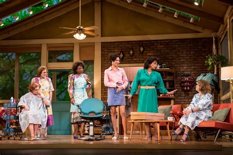 Review Of Steel Magnolias At The Guthrie Theater Play Off The Page