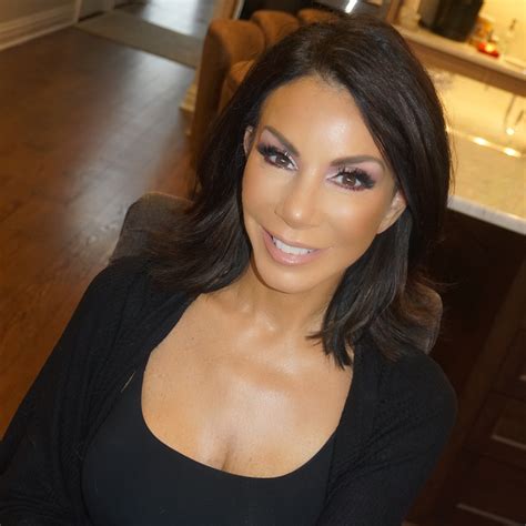 49 hot pictures of danielle staub will make you fall in with her sexy body the viraler
