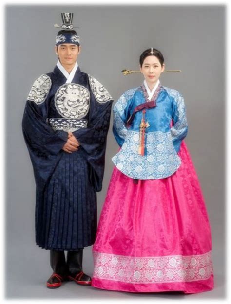 Hanbok The Traditional Korean Costume L Onedaykorea Korean Fashion Trends Korean