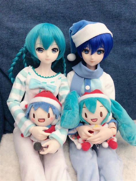Miku And Kaito Dolls Anime Dolls Cute Dolls Japanese Dolls