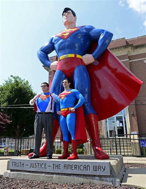 Hometown Heroes Superman Fans Land In Metropolis To Celebrate Krypton