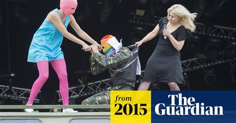 Pussy Riot Park Their Tank On Putins Lawn At Glastonbury Glastonbury