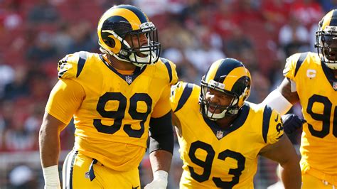 Aaron donald dodges knives during drill, but there's a catch. Detroit Lions passed on Aaron Donald in draft. Here's how